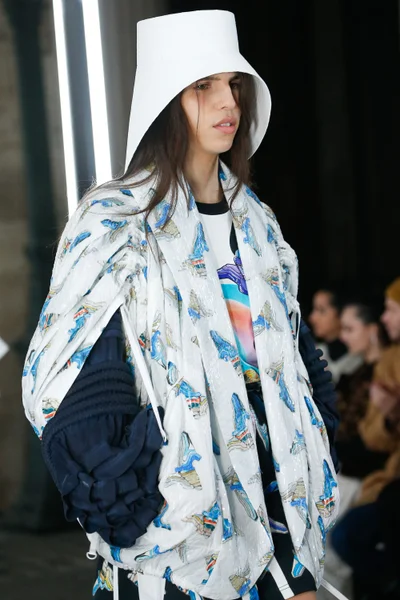 Look 84